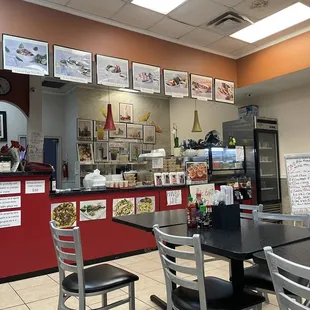 the interior of a fast food restaurant