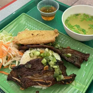 Sườn Bò, Tàu Hủ Ky (BBQ Beef Rib, Fried Shrimp Cake)