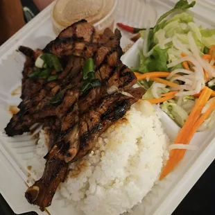 22. Com Tam Suon Heo Nuong Plate