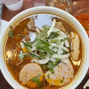 Bun bo hue