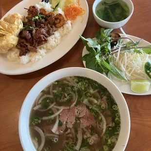 Pho Tai