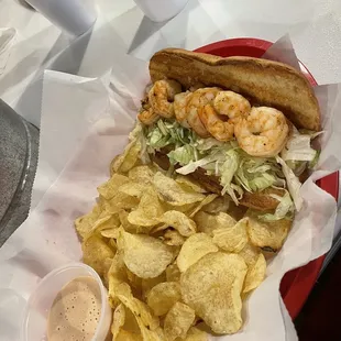 Grilled shrimp po-boy