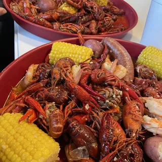 Boiled Crawfish by the pound