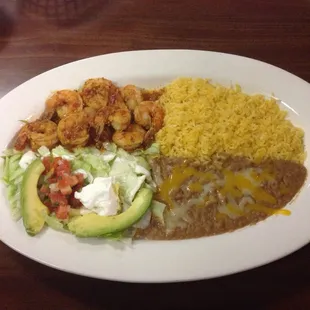 a plate of mexican food