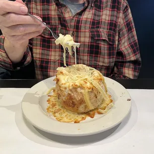 Fettuccini Alfredo in bread bowl