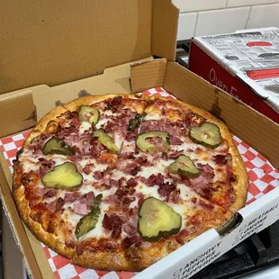 Pastrami Pizza