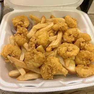 Fried shrimp dinner
