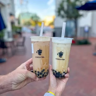 Ceylon black milk tea &amp; Jasmine green milk tea