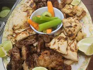 El Ranchero Y Sus Mariachis