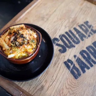 a bowl of macaroni and cheese