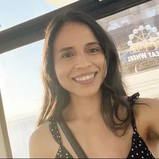 Paola R.