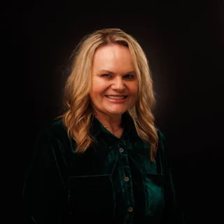 Leslie K.