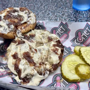 Gruyère, onion jam, garlic may &amp; zip sauce.