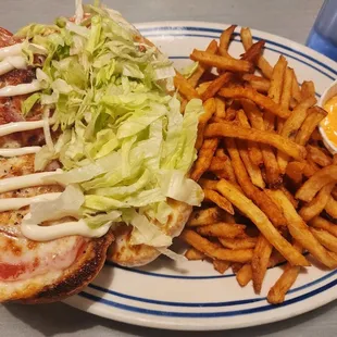 Cheesy tomato with fries and spicy mayo