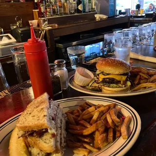 Big Boss Burger
