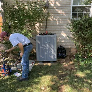 New Armstrong AC being installed