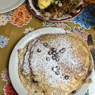 amazing chocolate chip pancakes and roasted veggies omelette