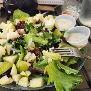 Pear and Gorgonzola Salad
