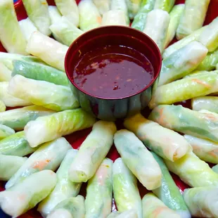 Thai vegetable spring rolls with sweet chili sauce