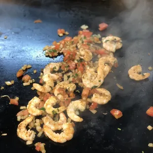 El Camaron listo para el taco. 

Shrimp coming in hot for the tacos