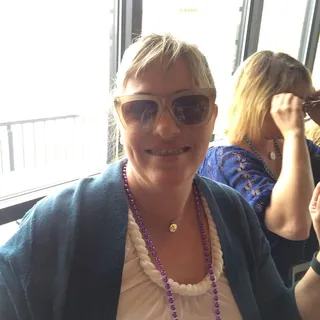 Sara L.