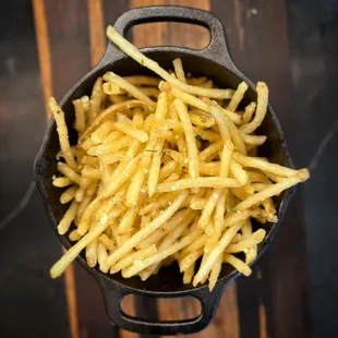 french fries in a cast iron skillet