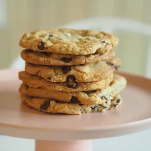 Can&apos;t go wrong with chocolate chip cookies.