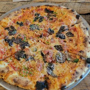 Pungo funghi pizza
