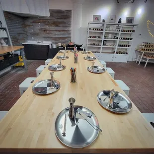 Candle pouring table