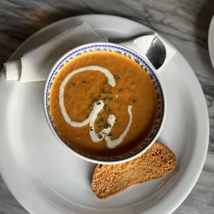 Tomato and Basil Soup