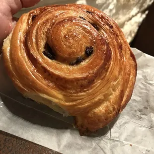 BUTTERY PASTRY WITH RAISINS YUMMERS!