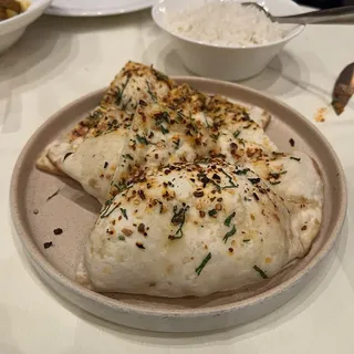 Chilly Garlic Naan