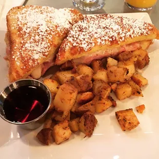 Monte Cristo Sandwich