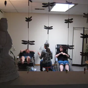 Community Acupuncture Albuquerque. Staff treat many conditions including pain, anxiety, allergies, etc.