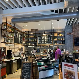 Instagram: feisty.eats  Indoor