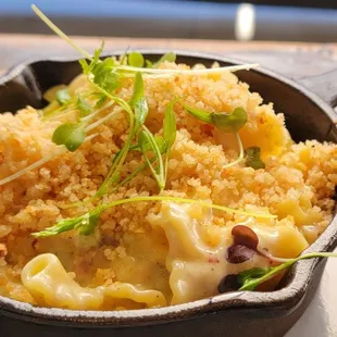 Mac &amp; Cheese Skillet