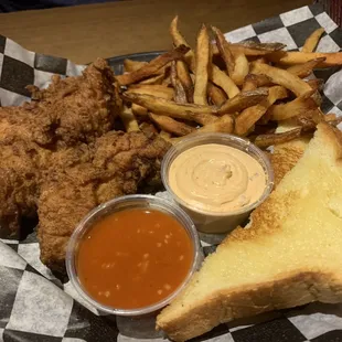 poultry, chicken wings and fried chicken, chicken wings, fried chicken wings, food, bbq wings, fried chicken, chicken, bbq chicken