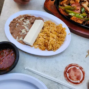 Side that goes with the Fajita plate.