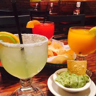 Margaritas and fresh guacamole dip!