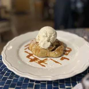 Compagnon Wine Bistro