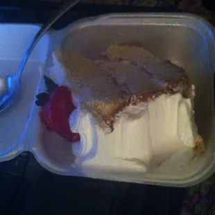 Tres de Leche pastel en fresca
