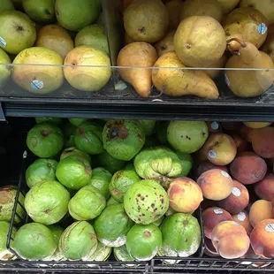 Fresh guava.... I LOVE guava