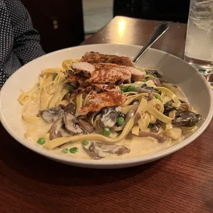 Fettuccine Alfredo