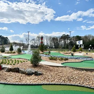 Mini golf course