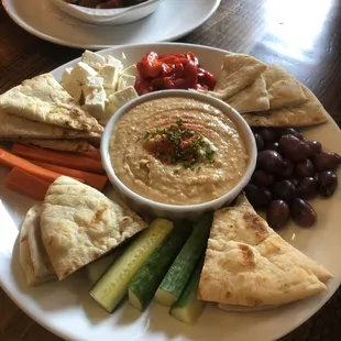 Hummus Plate