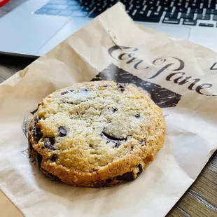 Dark Chocolate Chunk Cookie