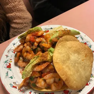 Sooooo good! Service was great!