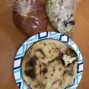 revuelta, salsa, slaw