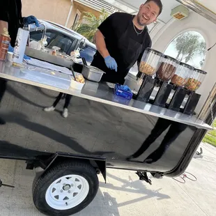 Amazing   Best ice cream ever !! you need this for your next party so much fun Everybody love the ice cream thank you