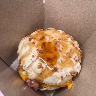 Yummy Maple Bacon Breakfast Sandwich